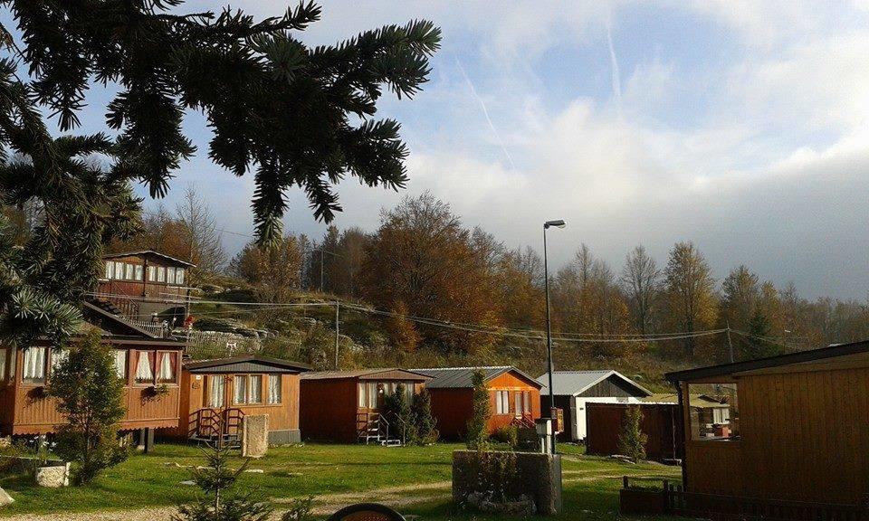 Campeggio Branchetto Hotel Bosco Chiesanuova Buitenkant foto