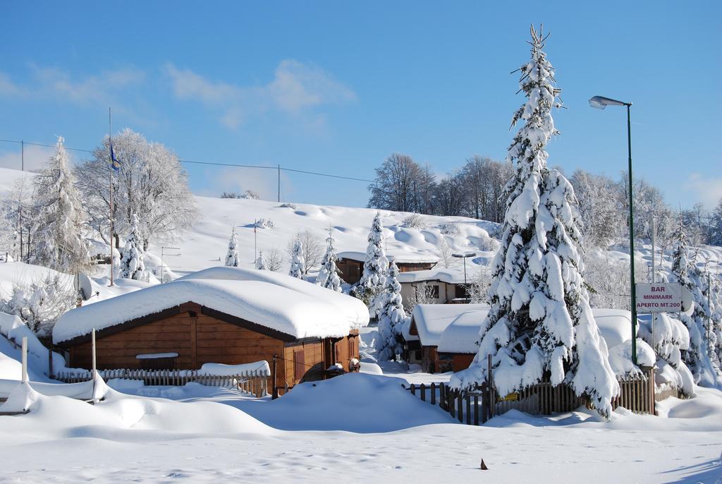 Campeggio Branchetto Hotel Bosco Chiesanuova Buitenkant foto